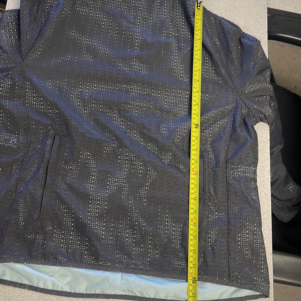 Fabletics medium women’s jacket - Picture 7 of 10